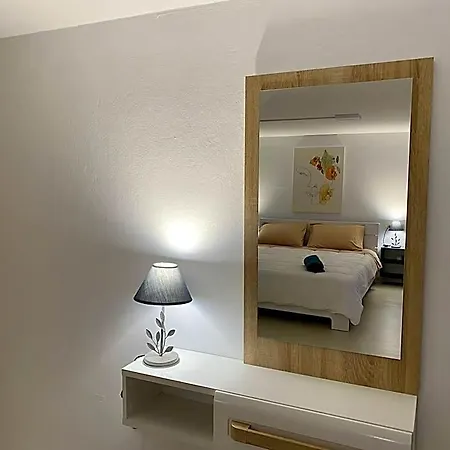 Duplex Near Center Apartment *